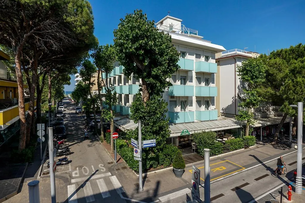 Hotel Mon Pays Riccione 3*,